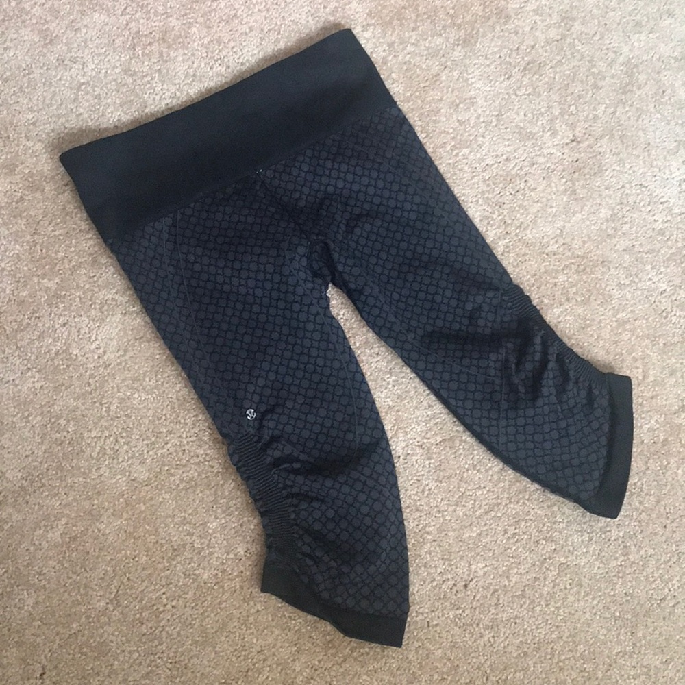 Lululemon crops